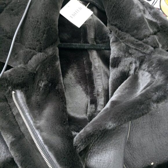 NEW - Edited  Size 40 - Anje Faux Fur Black Vegan Coat - Picture 12 of 12